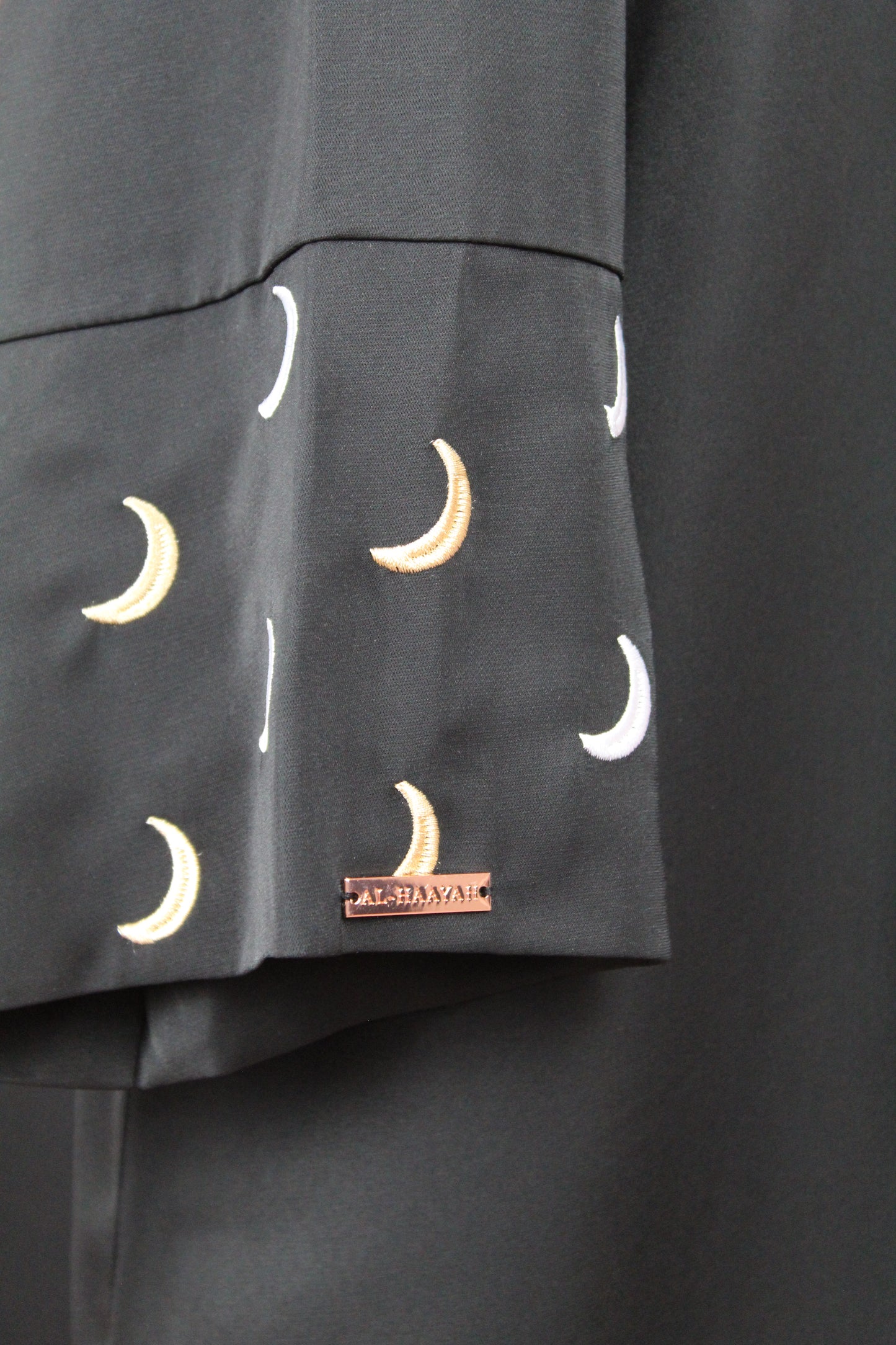 Nida Moon Sleeve Abaya