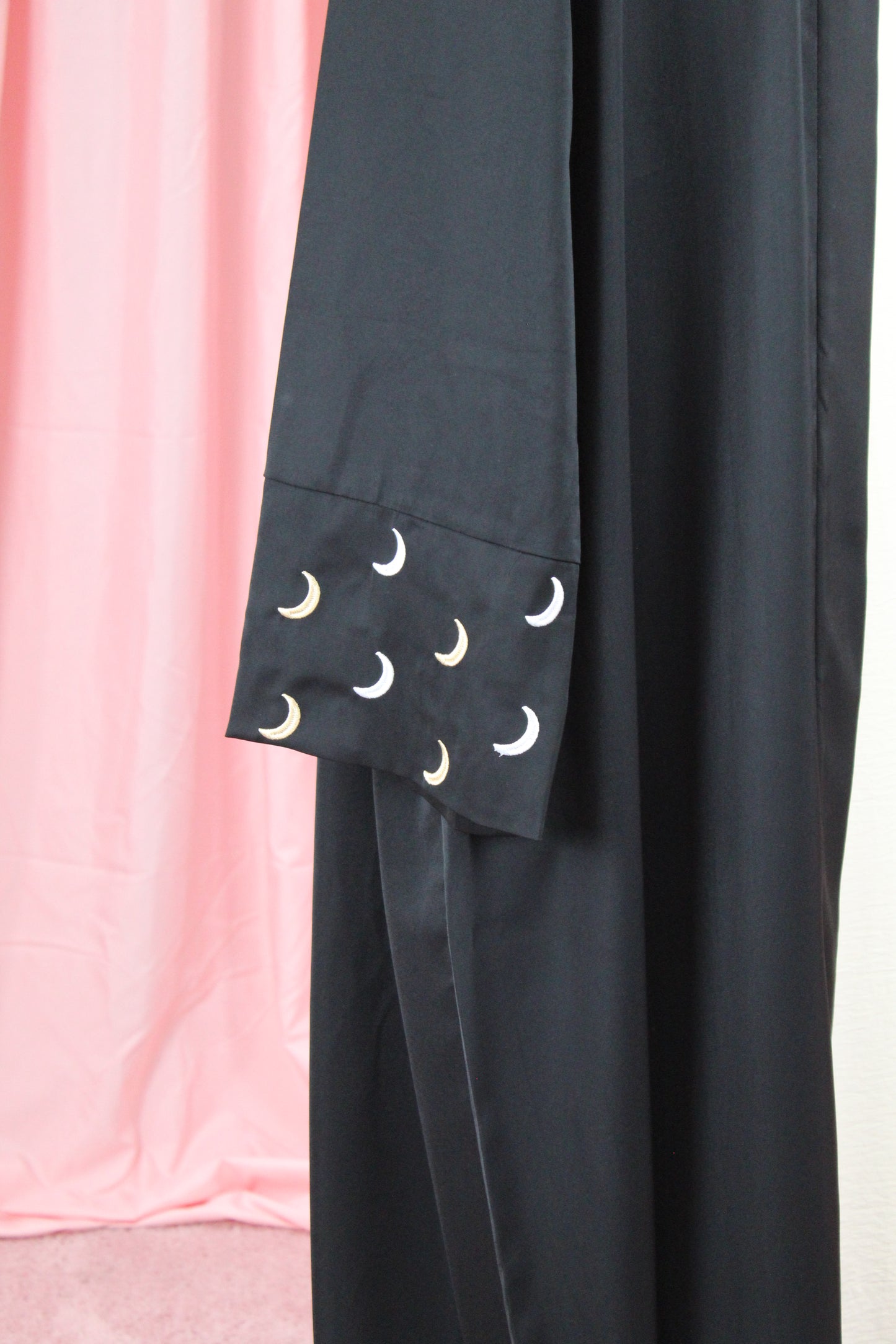 Nida Moon Sleeve Abaya