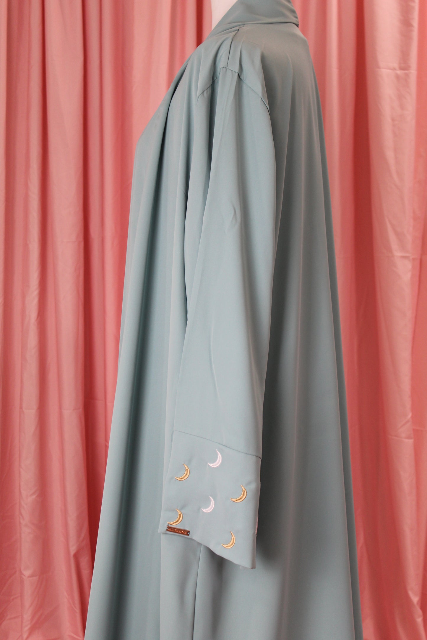 Nida Moon Sleeve Abaya