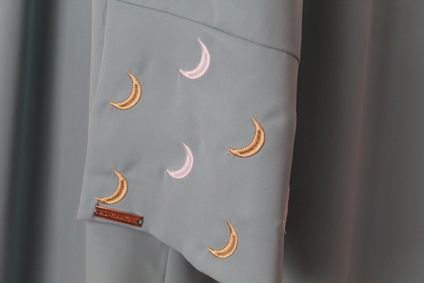 Nida Moon Sleeve Abaya